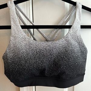 Lululemon sports bra